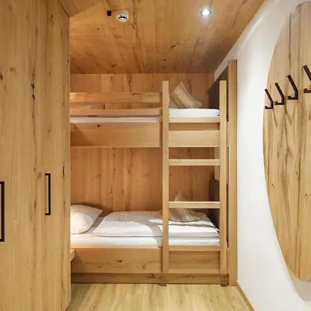 Alpen-nest Apartment