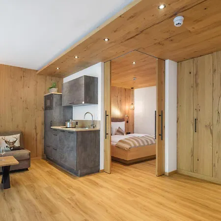 Alpen-nest Apartment *