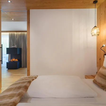 Alpen-nest Apartment *